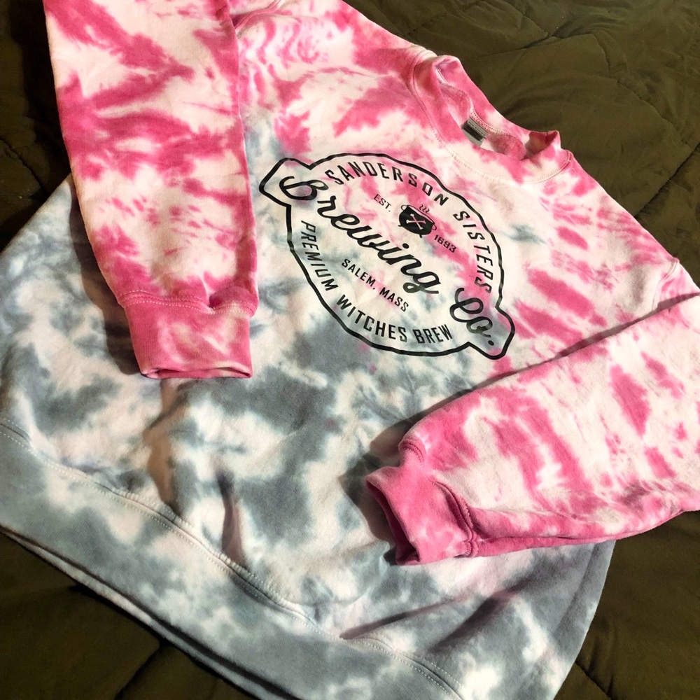 Hocus Pocus Sanderson Sisters Crewneck Small